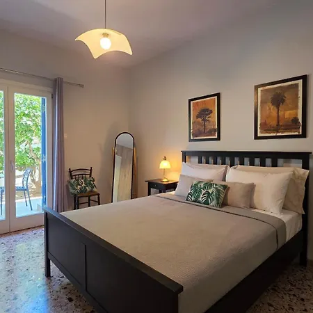 Proteus Cozy In 아다마스